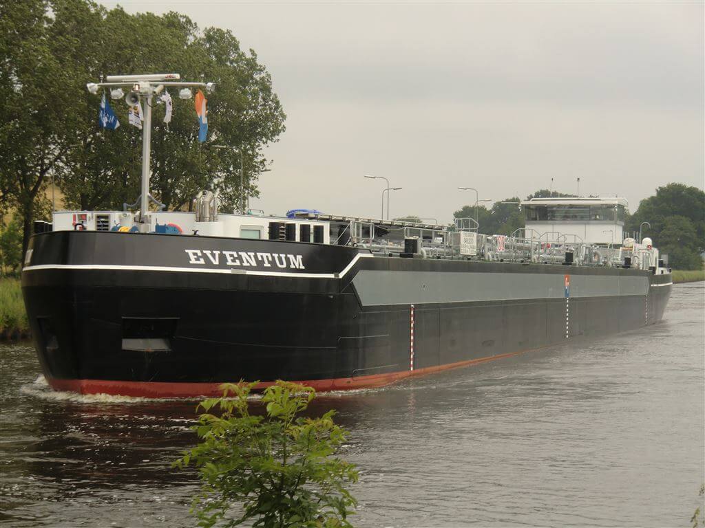 Eventum (binnenvaart tanker)