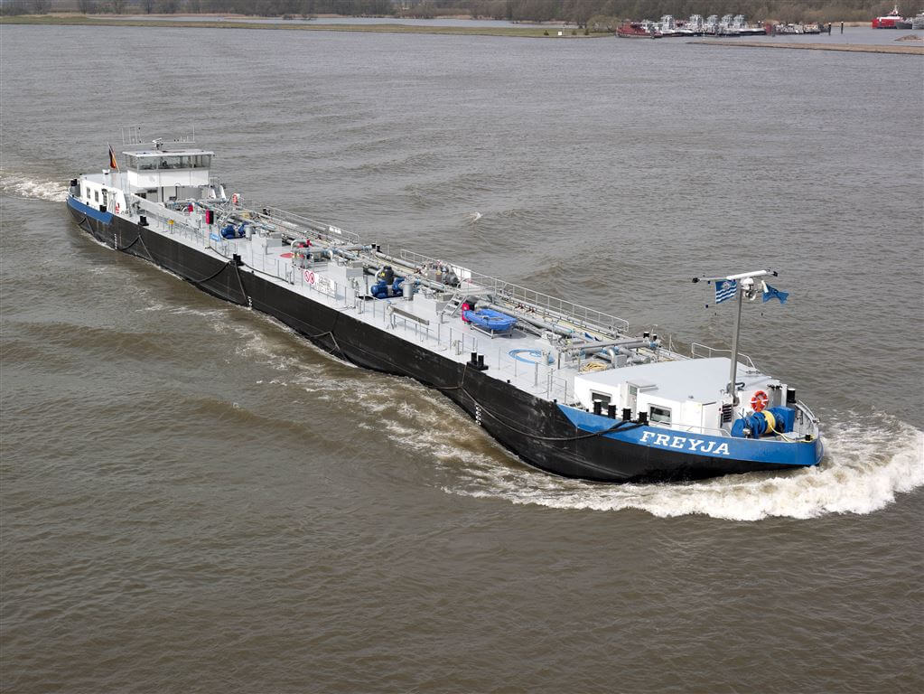 Freyja (binnenvaart tanker)