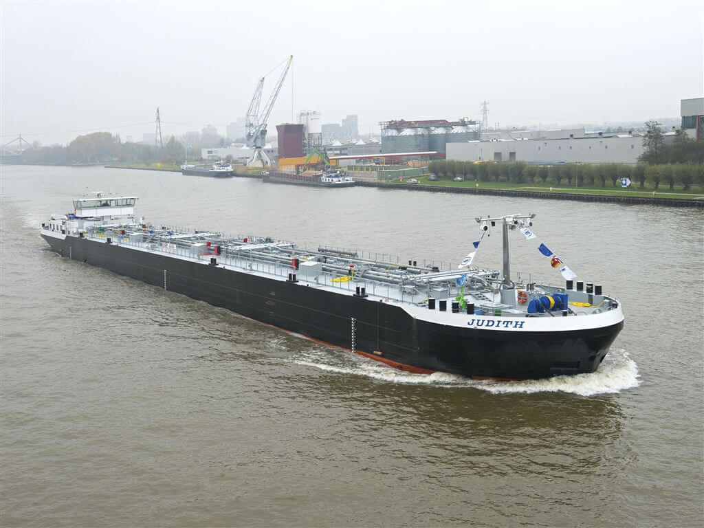Judith (binnenvaart tanker)