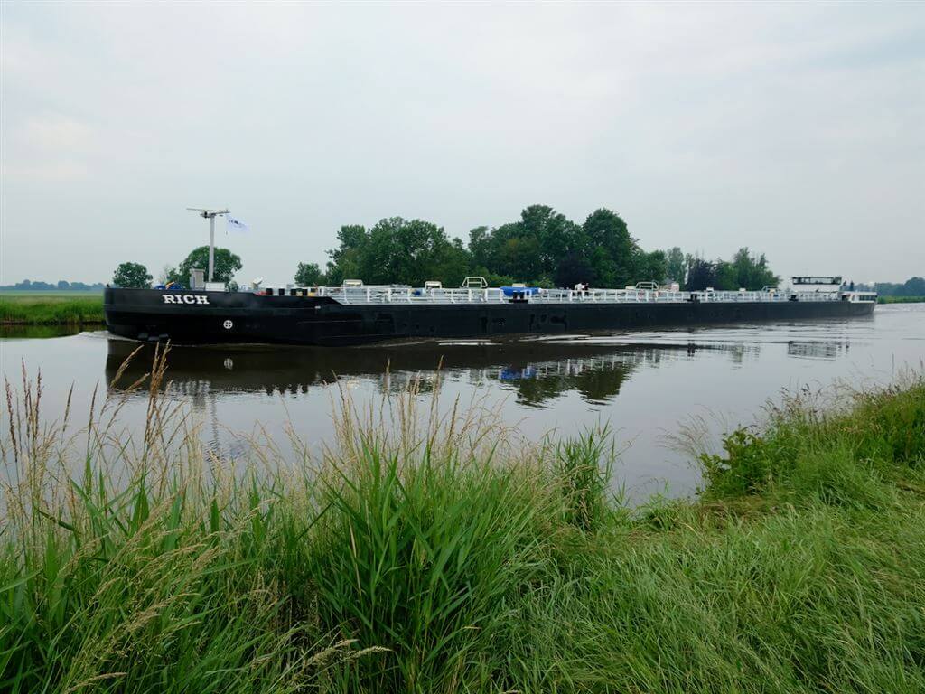 Rich (binnenvaart tanker)