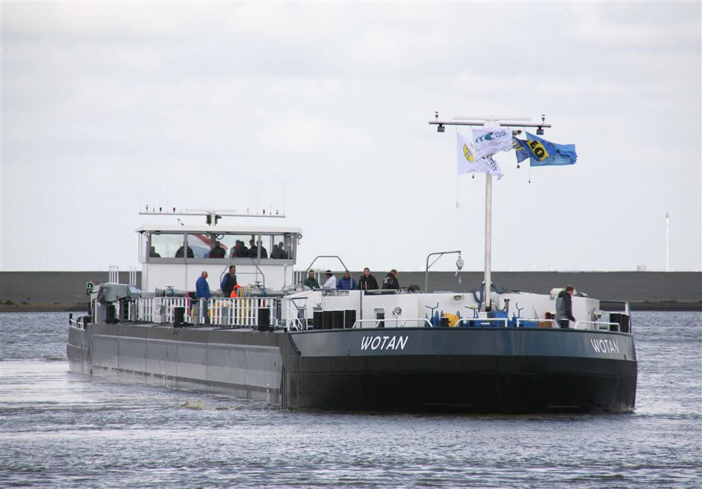 Wotan (binnenvaart tanker)